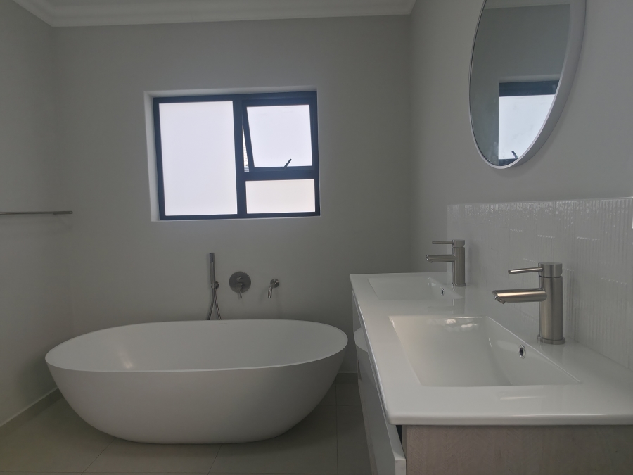 3 Bedroom Property for Sale in Fountains Estate Eastern Cape